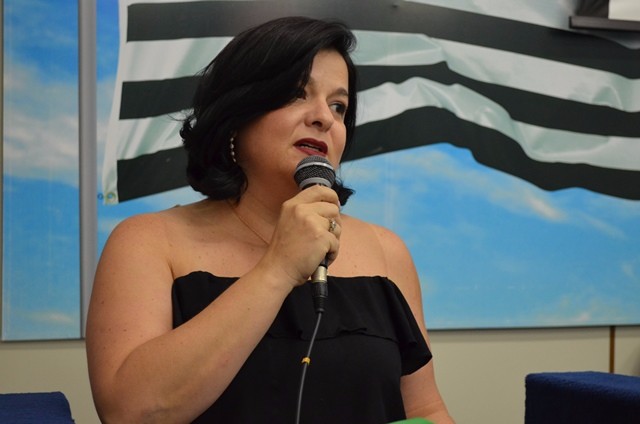2017927_FOTO - Vereadora pede sinalização de trânsito na Vila da Melhor Idade